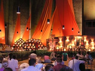 800PX-~1 Taize Prayer